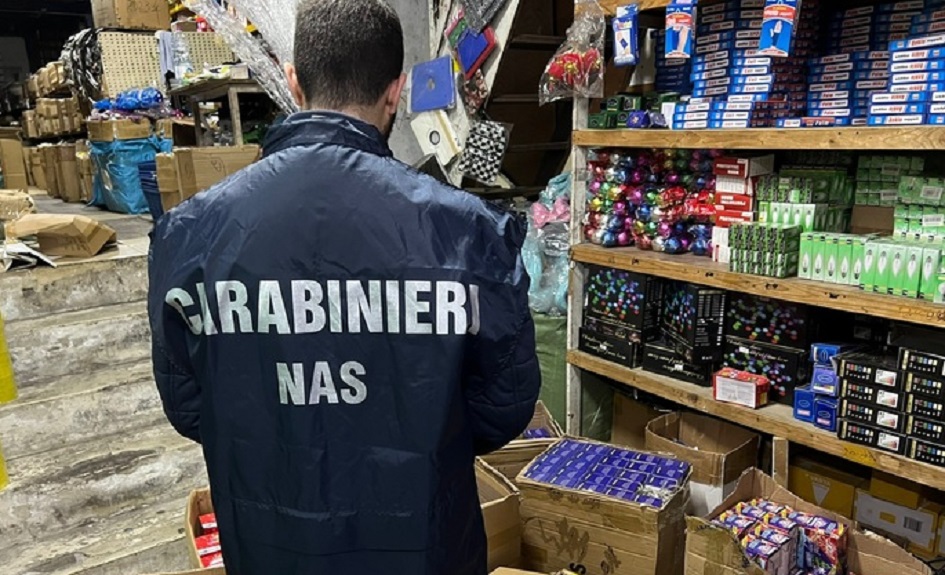 Tra i sequestri dei Nas il pistacchi immerso nei vermi