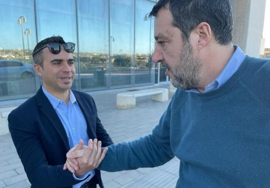Il vicepremier Salvini con il sindaco in visita nell’isola di Pantelleria prima tra i commercianti e poi con le istituzioni