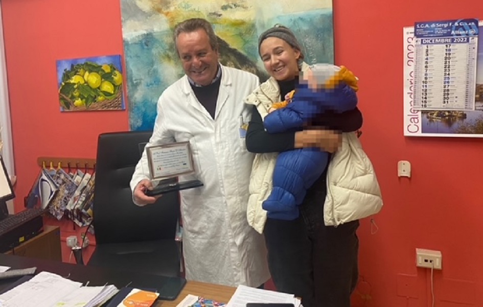 La chirurgia plastica aiuta bimbo ucraino all'ospedale universitario di Messina