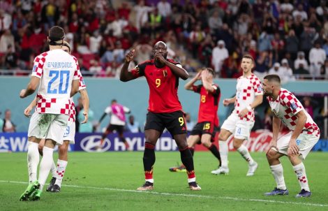 Qatar 2022, Lukaku del Belgio si dispera per l'ennesima occasione fallita nel match con la Croazia