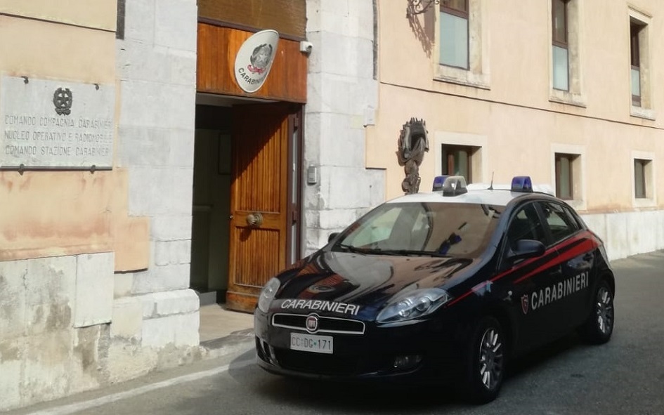 Arrestati uomo e donna che svaligiano casa del loro datore di lavoro