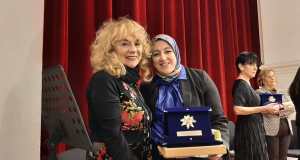 Premio letterario Nadia Toffa, riconoscimento speciale per la giornalista Asmae Dachan