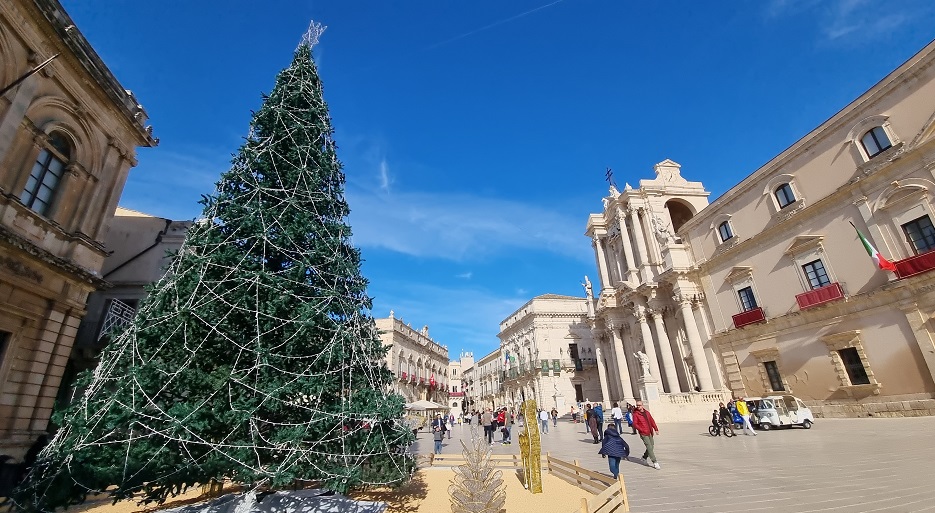 Natale caraibico a Siracusa e c e anche il presepe subacqueo