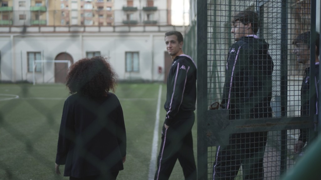 Giocatori Palermo portano doni al Malaspina