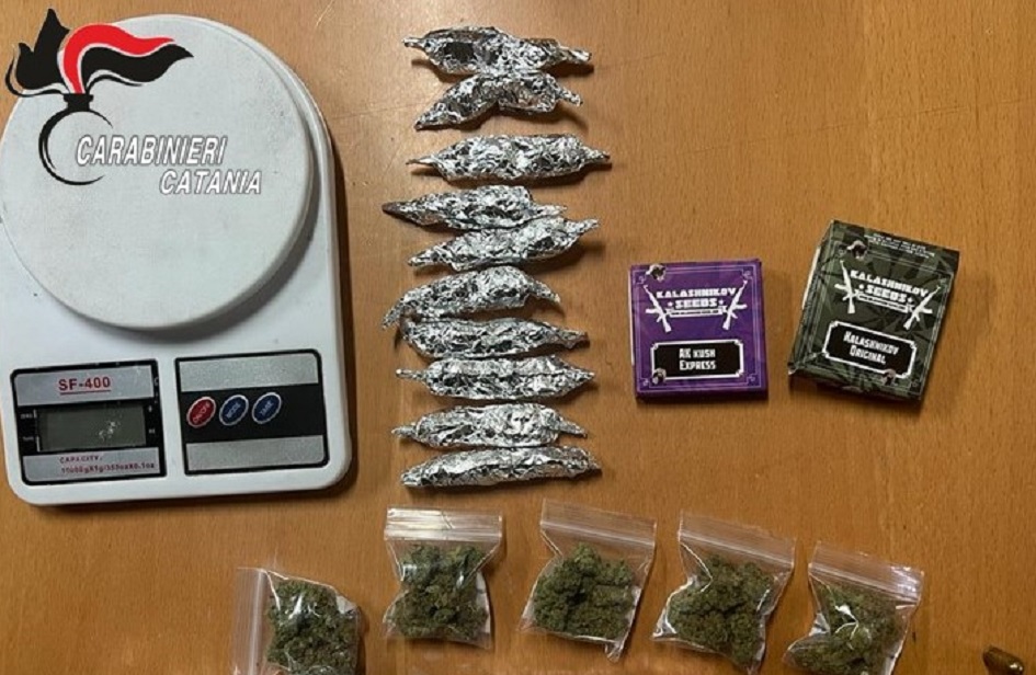 Arrestato per spaccio un minorenne nel quartiere Picanello