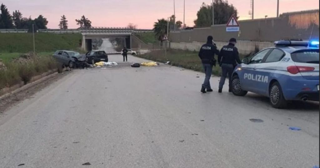 Incidente in Puglia: 2 morti e 7 feriti.