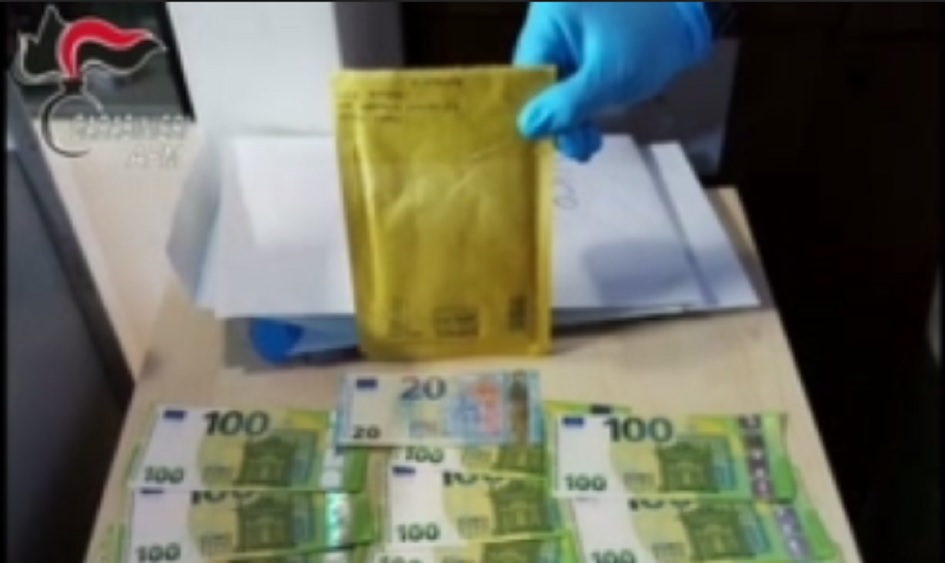Sgominato traffico internazionale di banconote false che arrivava sino a Catania