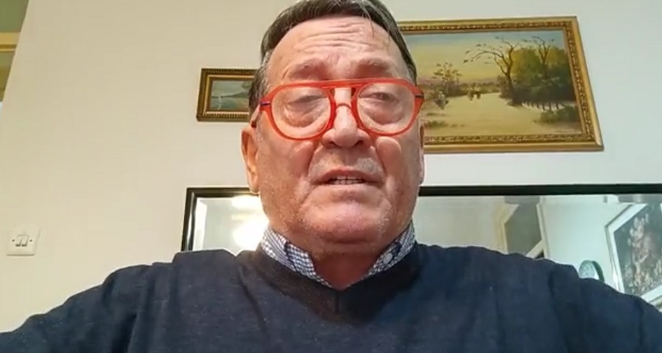 Sperandeo cacciato dal volo accusa la compagnia di pregiudizi