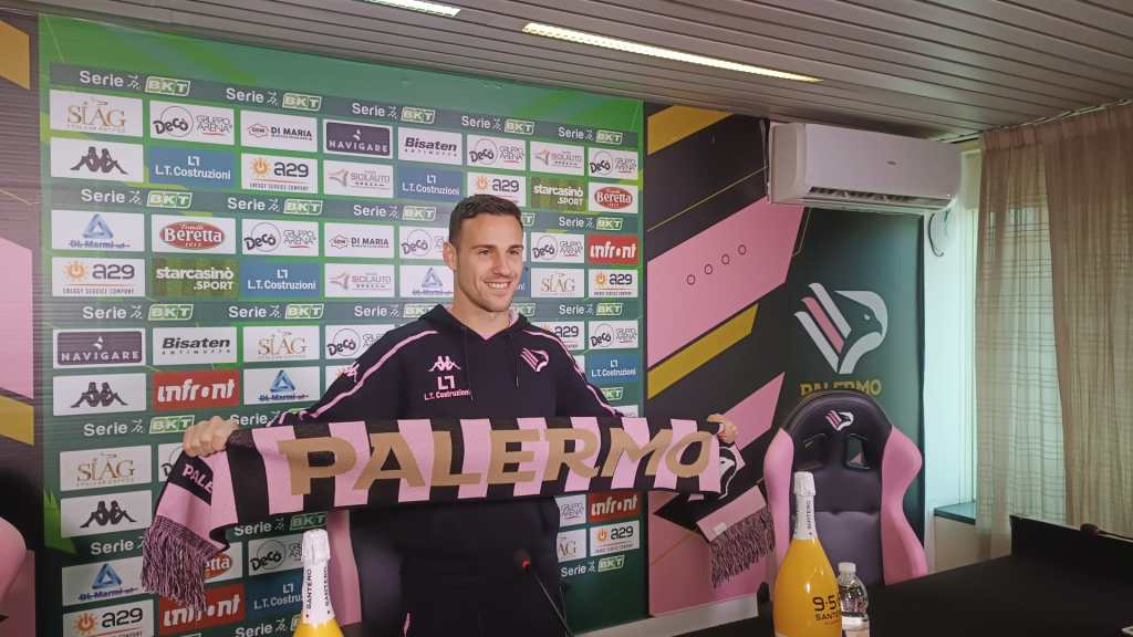 Valerio Verre si presenta al Palermo