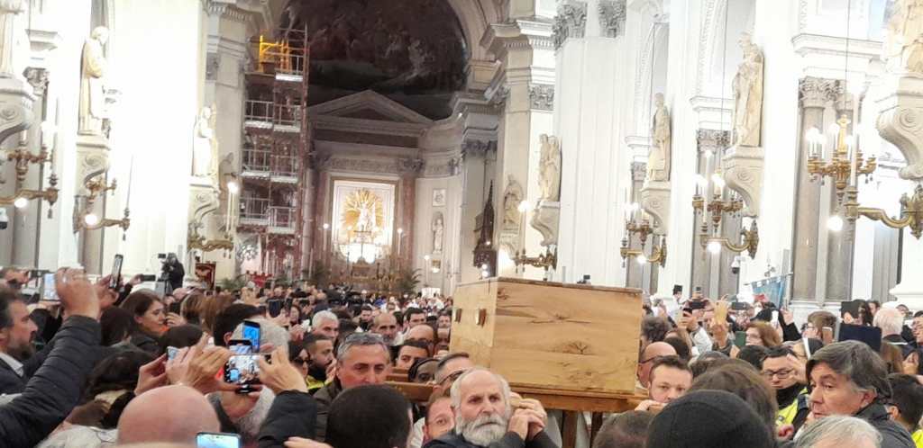 Funerali Biagio Conte