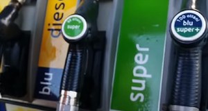 Caro carburanti, appello dei sindaci siciliani al governo: “Subito il taglio delle accise per disinnescare la crisi”