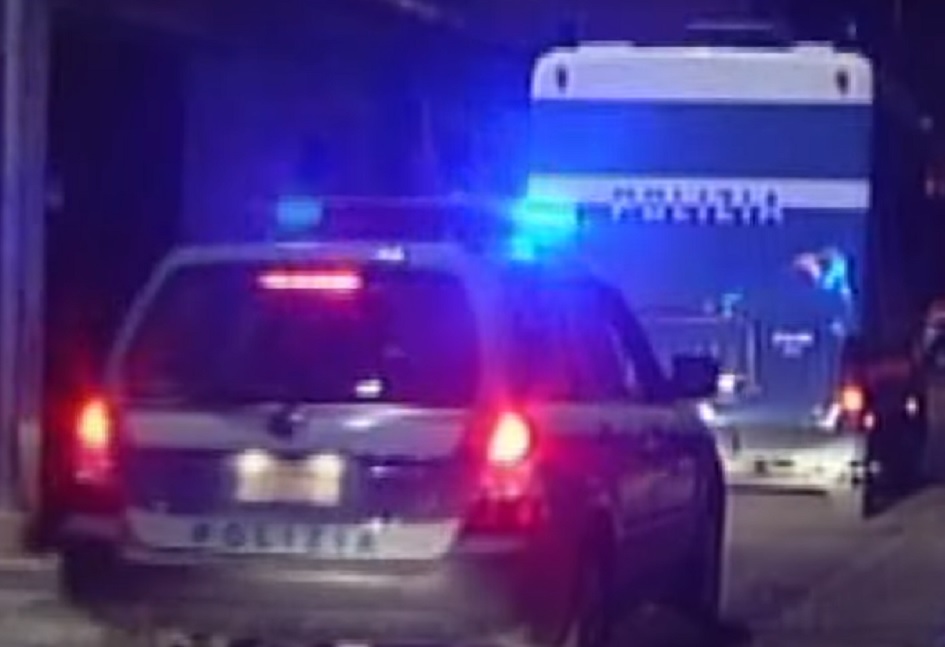 Il custode di un lavaggio a Palermo ha segnalato la rapina e fatto arrestare i due malviventi