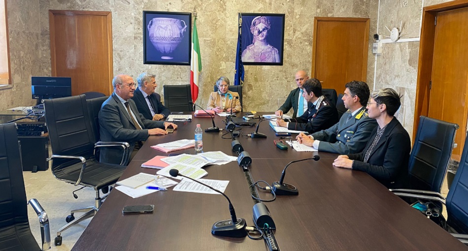 Il vertice in Prefettura a Siracusa sull'emergenza furti