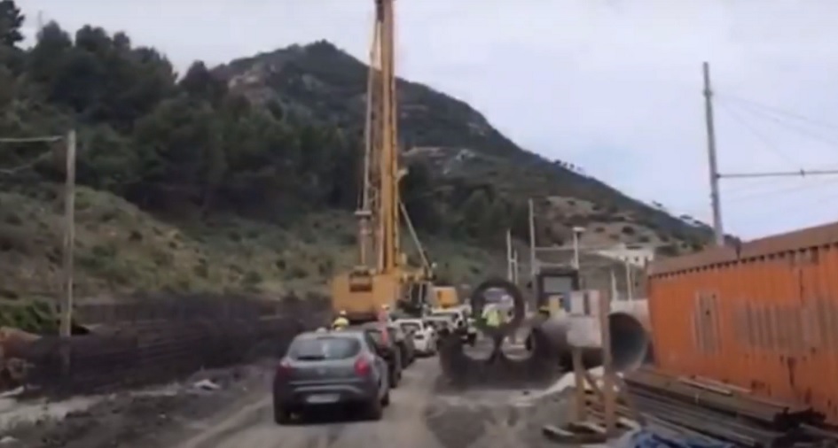 Il cantiere è fermo per il raddoppio ferroviario di Cefalù, da due mesi lavoratori senza stipendio e scatta lo stato di agitazione