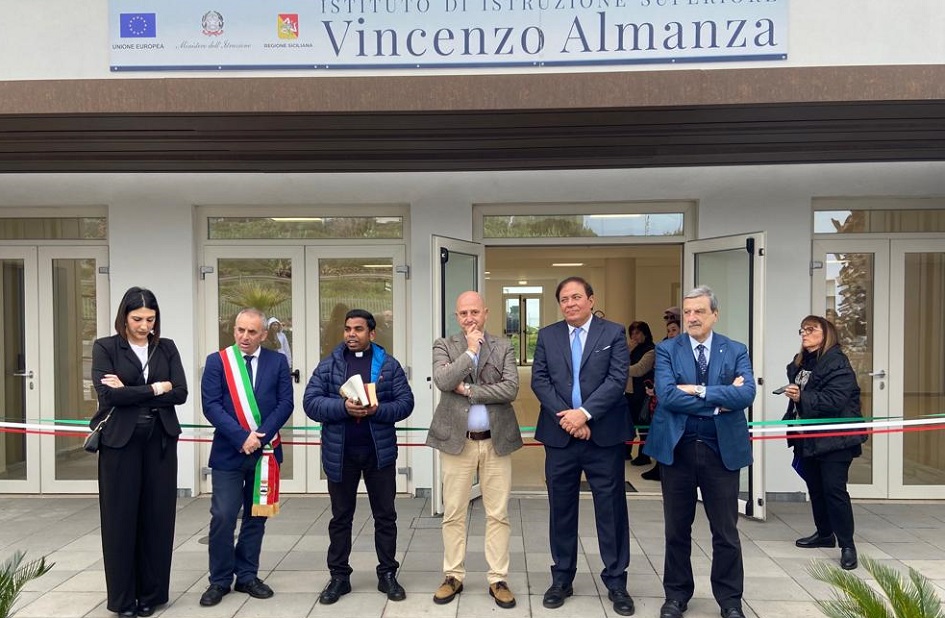 Inaugurato a Pantelleria il nuovo plesso scolastico che ospiterà la scuola superiore “Almanza” a 15 anni dall’inizio dell’iter