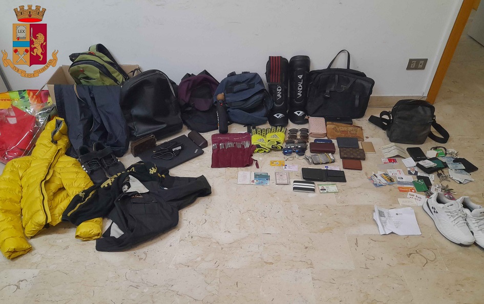 La polizia arresta nel Trapanese il ladro seriale di auto, a lui sarebbero collegati almeno un centinaio di furti