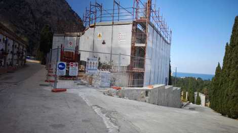 Rotoli, lavori al forno crematorio