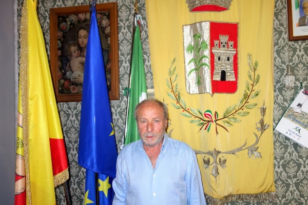 Lutto a Petralia Soprana, stroncato da un malore l'assessore Carmelo Conte