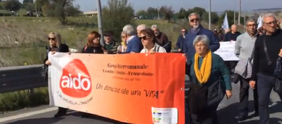 La manifestazione per la difesa dell'ospedale di Lentini
