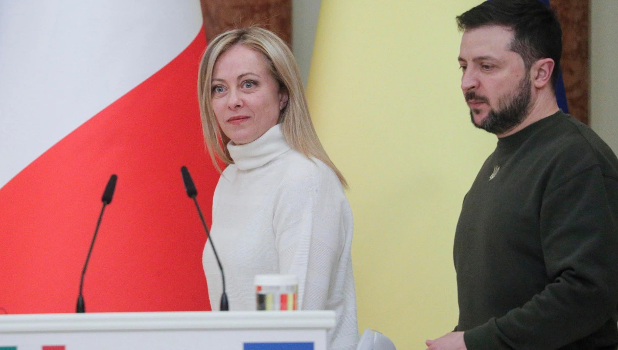 "Zelensky su Berlusconi? Poteva dire cose più pesanti", così la premier