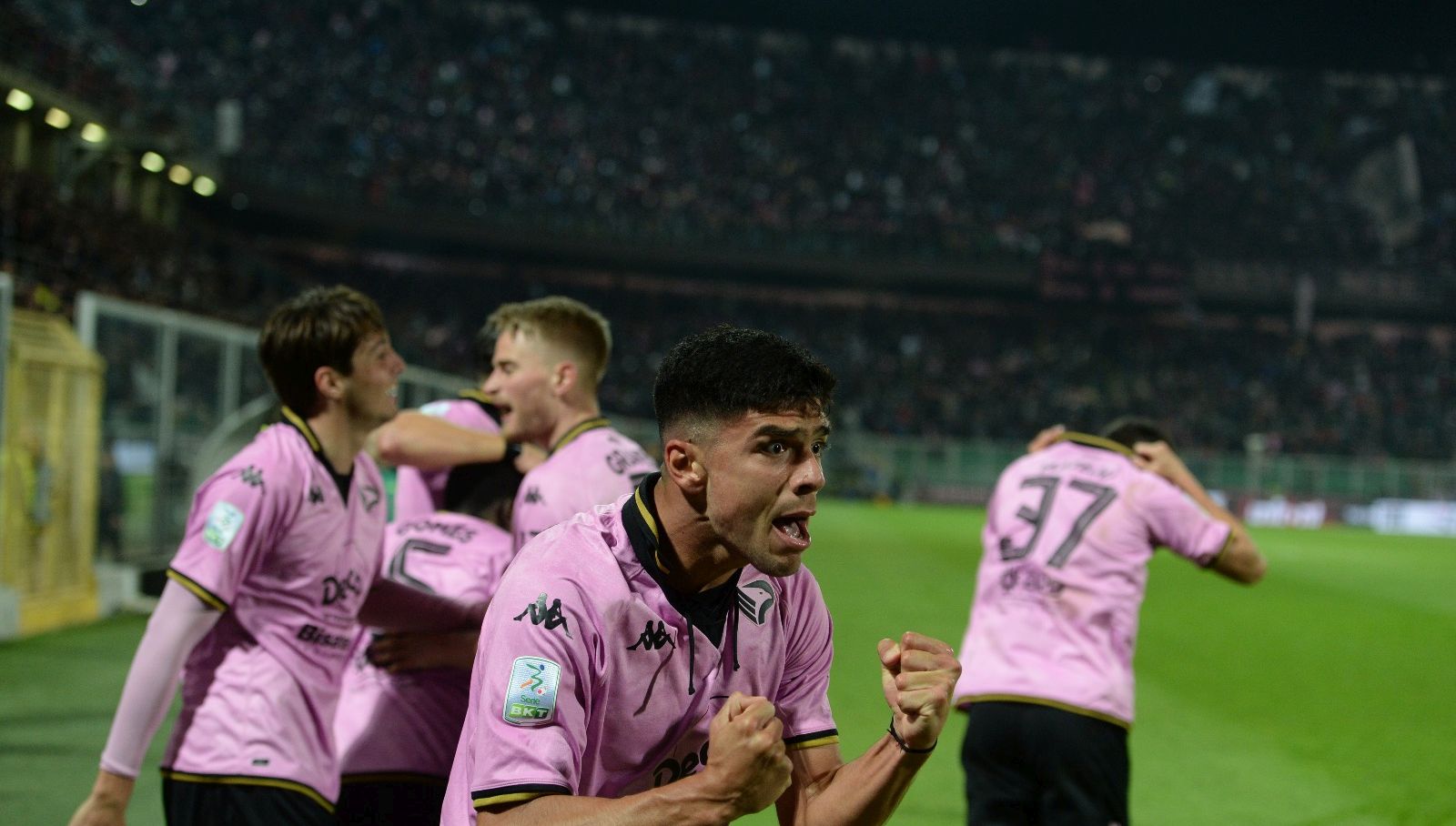 Il Palermo cala la cinquina al Modena, vittoria in rimonta con vista ...