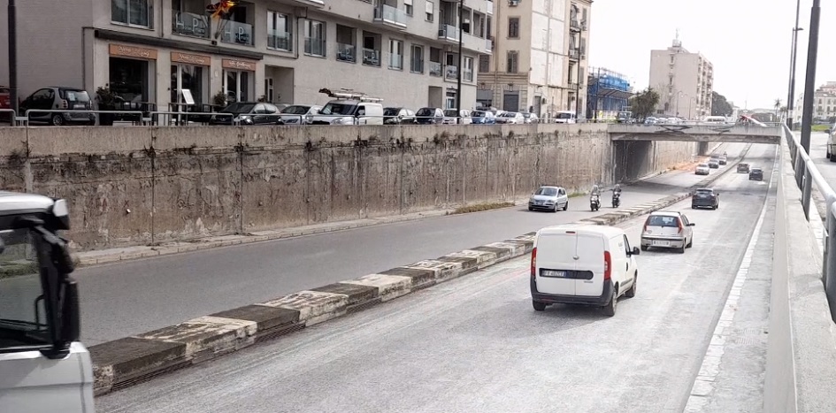 Il cantiere in fase di apertura per il secondo lotto dei lavori del sottopasso di via Crispi a Palermo, in arrivo limitazioni al traffico