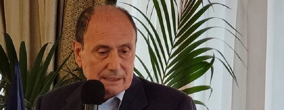 Il presidente della Regione chiede alle compagnia di tutelare i siciliani contrastando il caro voli in vista delle festività di Pasqua