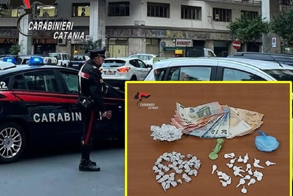 Sfreccia con l’auto nel Catanese e attira l’attenzione dei carabinieri, pedinato e scoperto con cocaina addosso per migliaia di euro