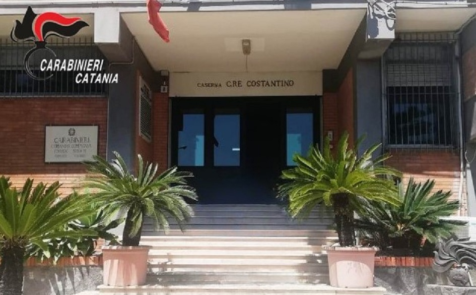 L’amara sorpresa di un anziano al ritorno da una degenza in ospedale che trova la sua casa popolare occupata e sgombrata dei suoi mobili