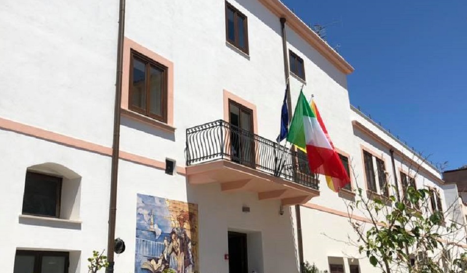 Dichiarato il dissesto al Comune di Isola delle Femmine, dure accuse il consiglio e si dimette il vicepresidente in aperta polemica