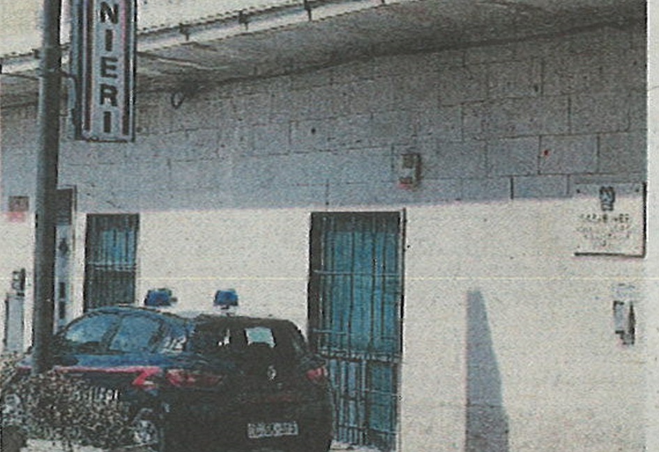 Arrestato un commerciante nel Messinese con della droga, l’ipotesi dei carabinieri è che coltivasse anche lo stupefacente