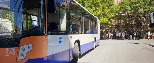“Decine di autobus bloccati in officina”, mezzi Amat ridotti all’osso, mancano i meccanici