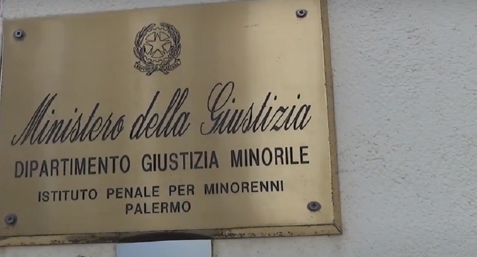 Un detenuto del carcere Malaspina di Palermo ha aggredito e ferito due agenti, la denuncia del sindaca di polizia Sappe