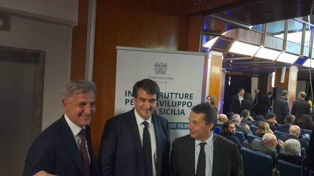 Nella foto Raffaele Fitto, Alessandro Albanese e Sergio Fontana