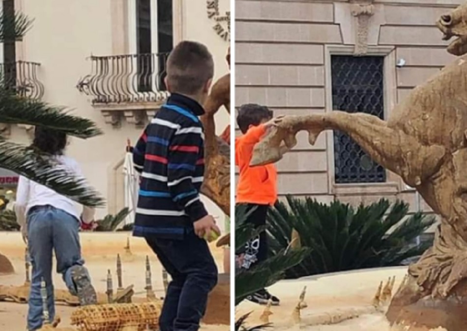 Bambini nella fontana Diana