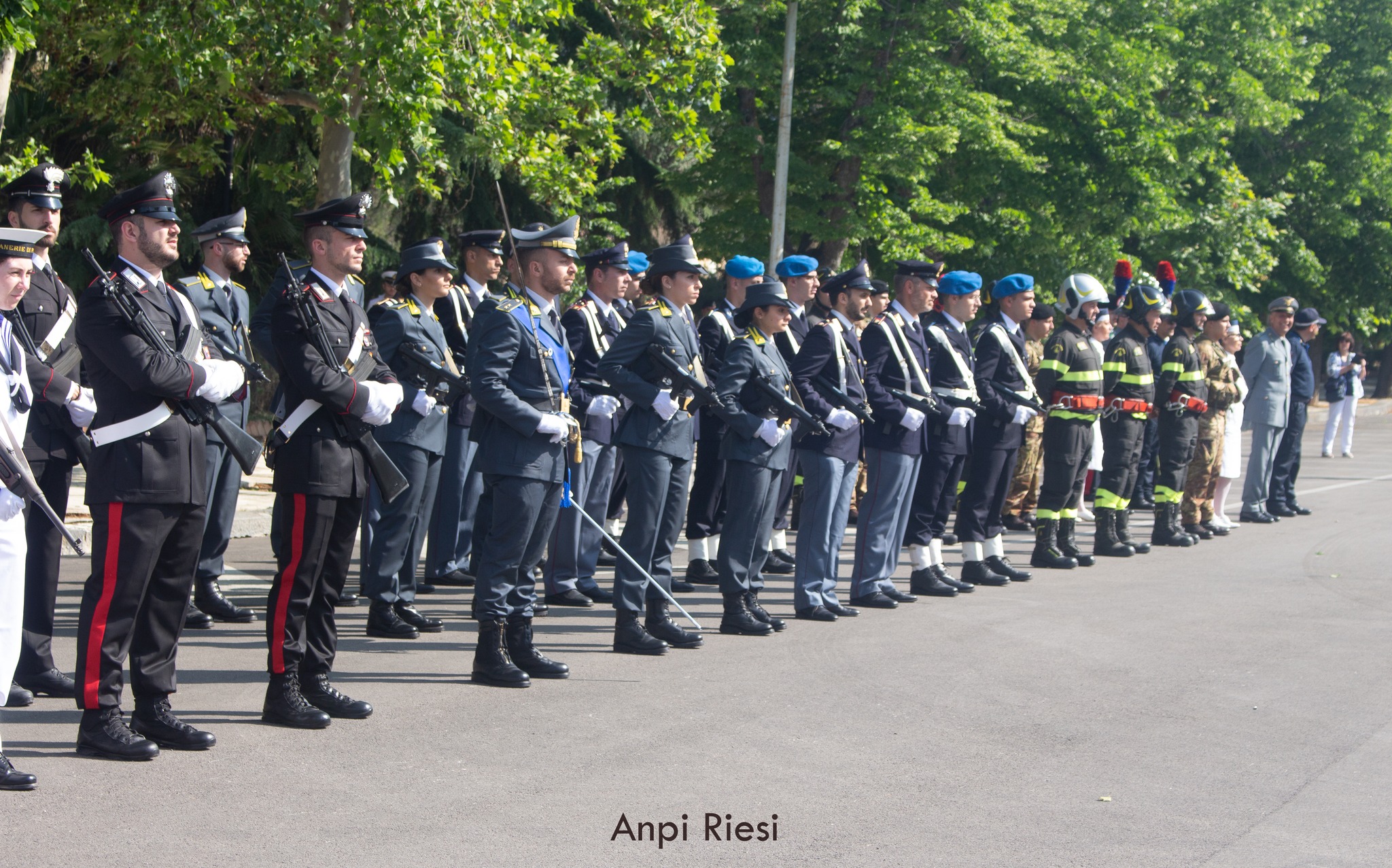 Caltanissetta. Celebrata la Festa della Repubblica con il conferimento ...