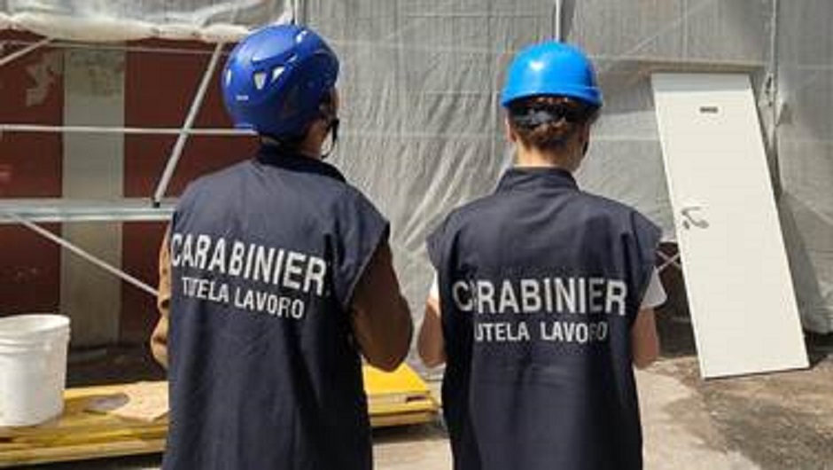 Scoperti lavoratori in nero e irregolari nei cantieri edili di Palermo e provincia, sospesi in alcuni casi i lavori