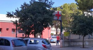 Inseguito e ferito a colpi di fucile ai glutei, ricoverato all’ospedale Civico