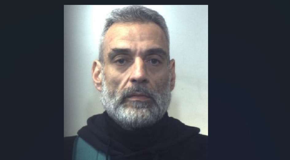 Le indagini dei carabinieri riescono a risalire ancora ad un rapinatore incallito per un tentato raid ad un’attività commerciale nel Catanese