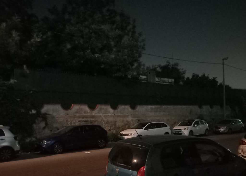 Via Palmerino al buio, illuminazione zero