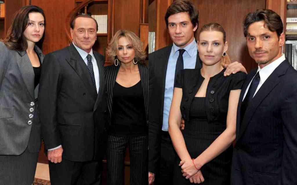 Silvio Berlusconi e i cinque figli.