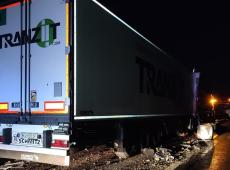 Camion contro cantiere in autostrada, un morto e otto feriti