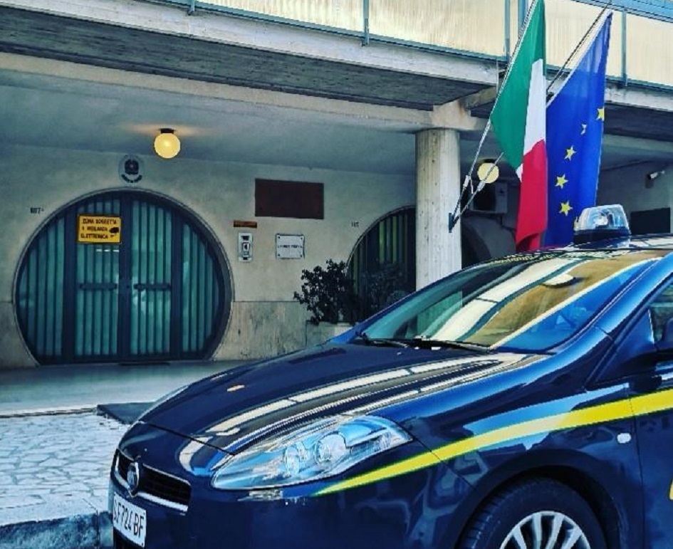 In 23 denunciati per truffa tra il Trapanese e il Palermitano, scoperte società con lavoratori in nero o con reddito di cittadinanza