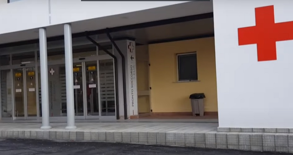 Viene morsa da una vipera mentre lavora nel Nisseno, corre in ospedale dopo il rigonfiamento delle gamba