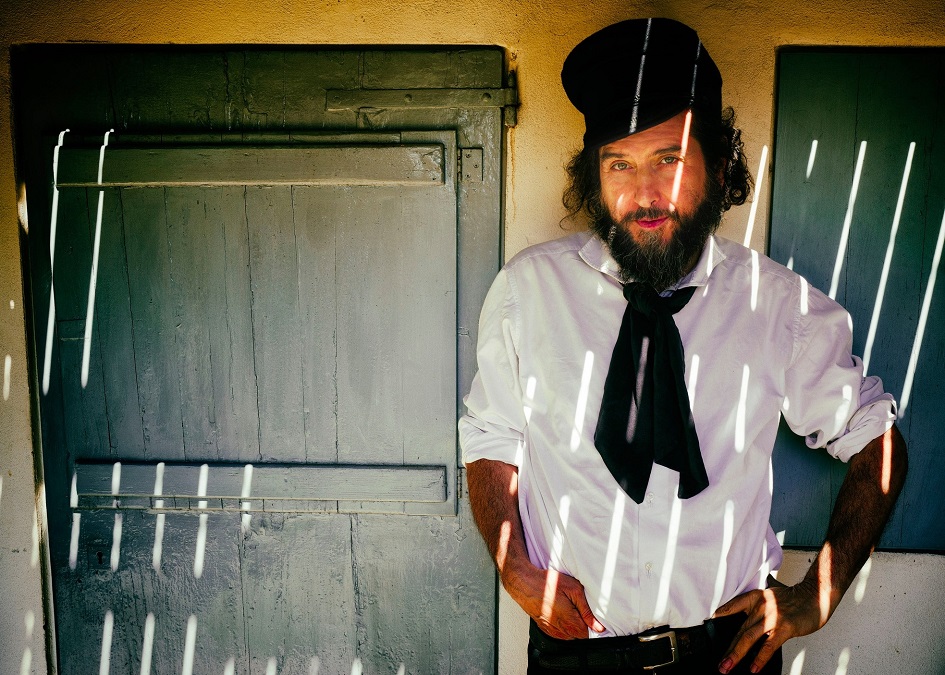 Terza edizione dela rassegna BarbablùFest con artisti di fama internazionale come Stefano Bollani e Vinicio Capossela