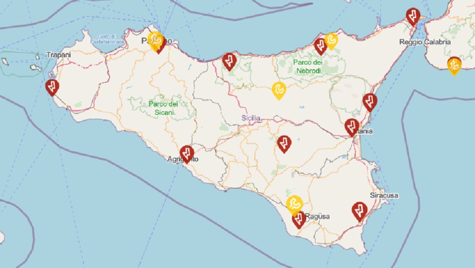 In Sicilia ancora disagi per i black out legati agli incendi dei giorni scorsi, E-distribuzione garantisce i rimborsi automatici