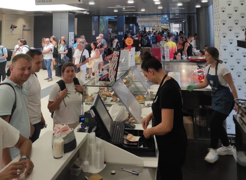 Aeroporto Comiso scoppia