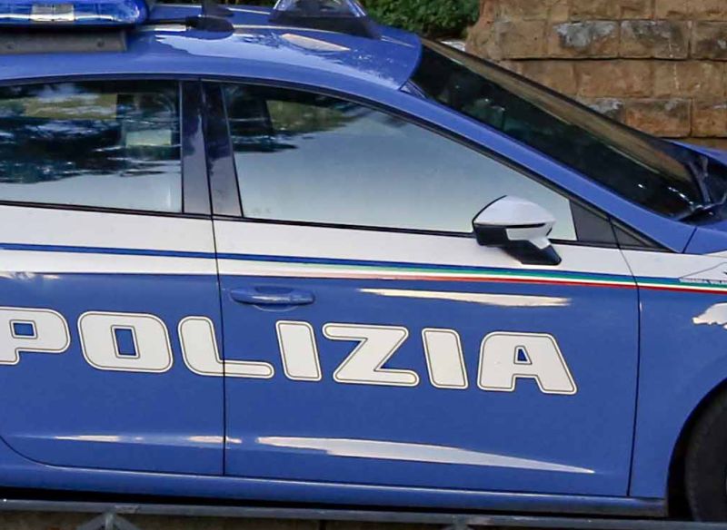 Accoltella il nuovo compagno dell’ex moglie e poi fugge, polizia rintraccia l’aggressore nel palermitano e lo arresta
