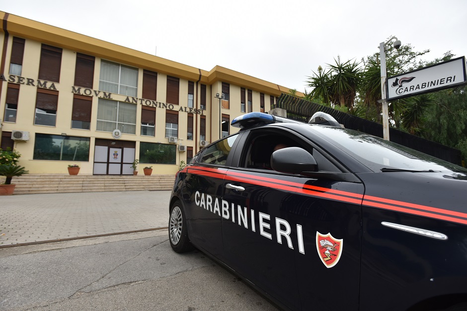 I carabinieri risolvono un caso di furto in appartamento nel Palermitano, individuata e arrestata la banda che svaligiò l’immobile