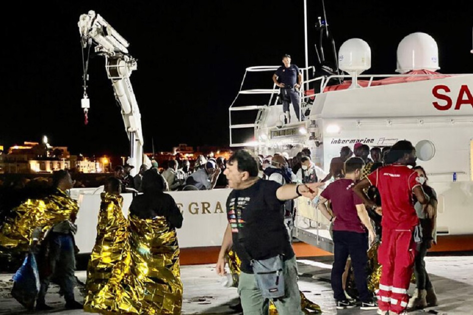 Il bilancio delle operazioni di soccorso per gli sbarchi dei migranti nell’Agrigentino, avviate le procedure dei trasferimenti